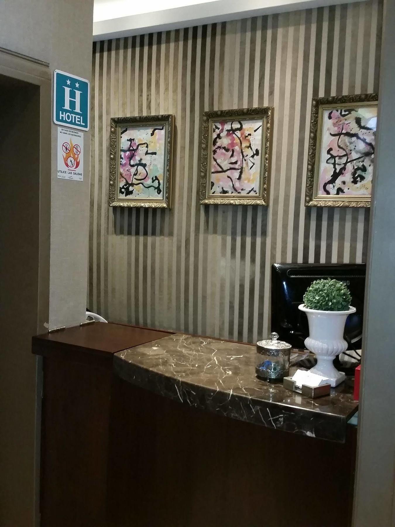 New Arapey Hotel Montevideo Esterno foto